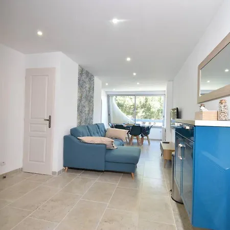 Renove Avec Piscine, Plage Et Parking Au Grau-du-roi - Fr-1-717-9 Le Grau-du-Roi
