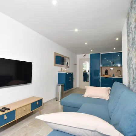 Renove Avec Piscine, Plage Et Parking Au Grau-du-roi - Fr-1-717-9 Le Grau-du-Roi