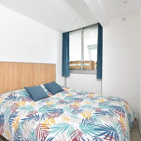 Apartment Renove Avec Piscine, Plage Et Parking Au Grau-du-roi - Fr-1-717-9 *